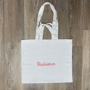 Realization par tote